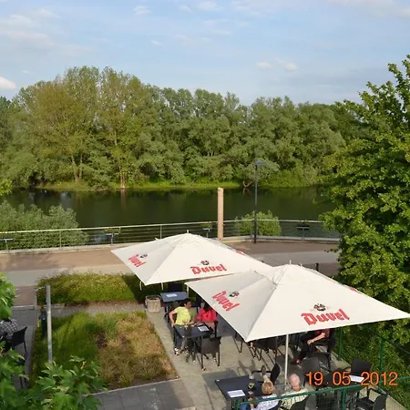 Horeca De Wissen Szálloda Dilsen-Stokkem